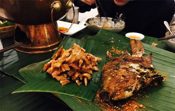 浩海火烧云傣家菜加盟